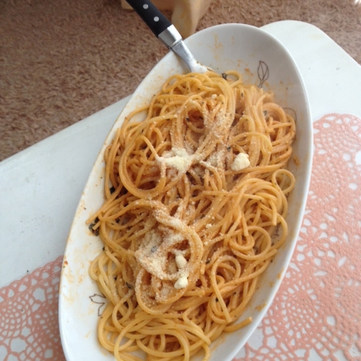 冷蔵庫が空でもできる！調味料のみパスタ